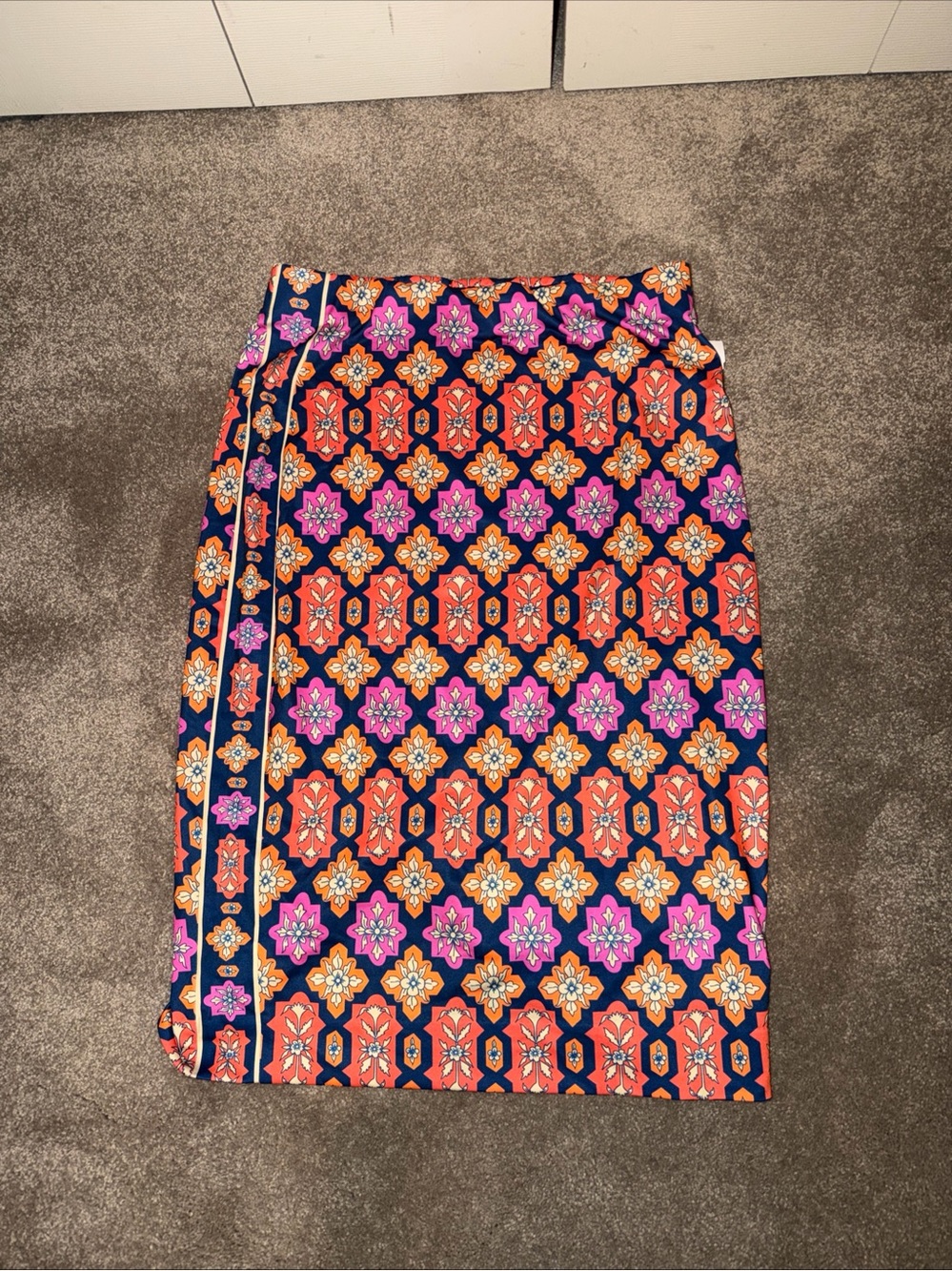 Gretchen scott Bold Floral Tile Print Pencil Skirt - Navy, Orange & Pink sz L